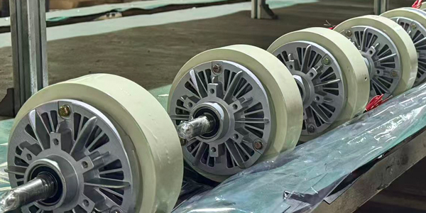 臺(tái)靈機(jī)電自動(dòng)復(fù)合機(jī)磁粉制動(dòng)器為何成為眾多廠家首選？